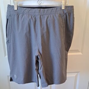 NWOT Backcountry Mens Performance Hiking/Activewear Grey Stretch 10"‎ Shorts LG